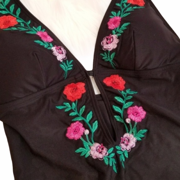 KATE Spade Marina Beach Halter Embroider Swimsuit - Picture 6 of 8
